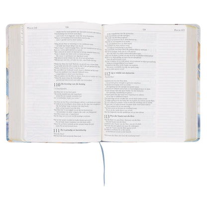 NLV Kreatiewe Joernaal-Bybel – Goue Blare; Afrikaans; Neriah’s Light