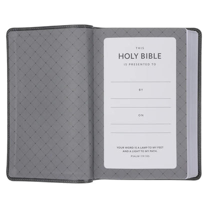 NKJV Deluxe Gift Bible Red Letter Gray (Comfort Print)(Imitation Leather)